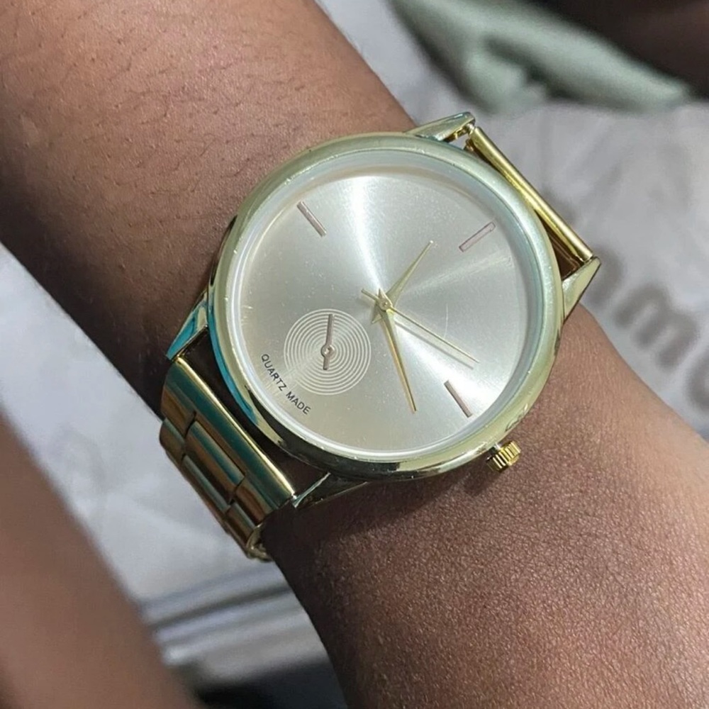 New Luxury Gold Unisex Minimalist Round Pointer Quartz Made Chain Link Watch - Picture 9 of 16